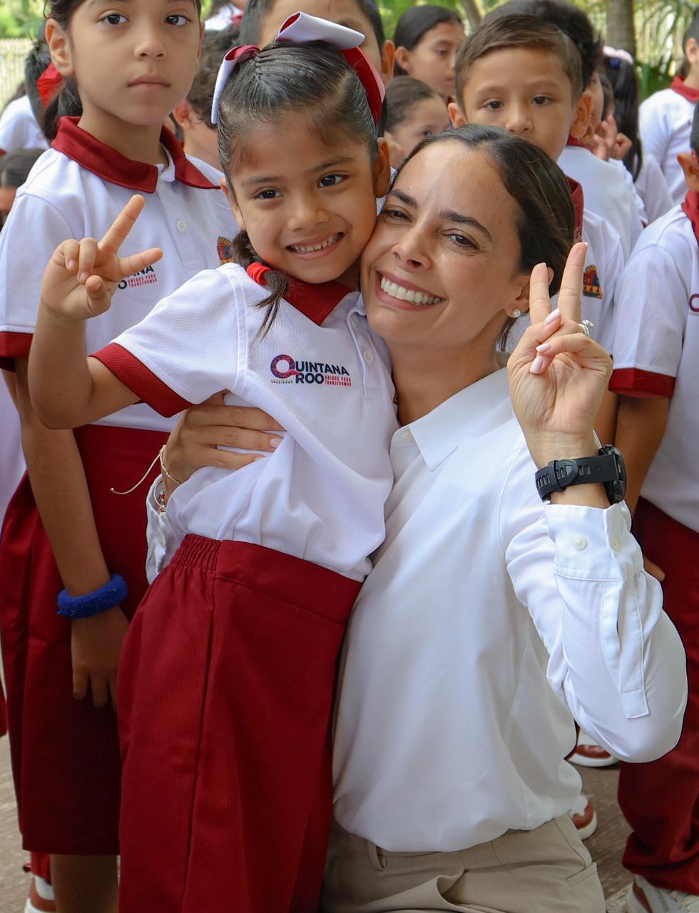 uploads/6/32/01 (2556).Jpeg